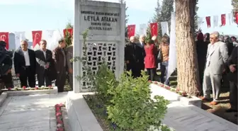 Türkiye'nin İlk Kadın Belediye Başkanı Leyla Atakan Mezarı Başında Anıldı