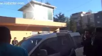 Öğretmenleri taşıyan minibüs şarampole devrildi: 12 yaralı -