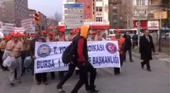 İşçilerden 'yarı çıplak' Ankara'ya yürüyüş eylemi -