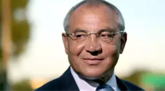 Magath Hamburg'u Reddetti