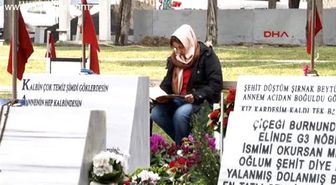 Edirnekapı Şehitliğinde Sevgililer Günü