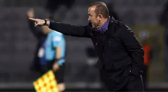 Mehmet Özdilek, Oyuncusu Doğa'yı Sahanın Dışına İtti