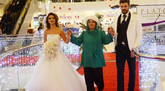 Plato AVM'de Ayşe Koçak'tan Gelinlik Defilesi
