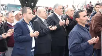 Başkan Adayı Kalay, Umrecileri Uğurlama Programına Katıldı