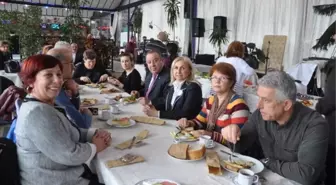 Emekçi Kadınlar Dayanışma Derneğinden Sevgi ve Dayanışma Kahvaltısı