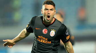 Burak Yılmaz'dan Yan Hakeme Sinkaflı Küfür