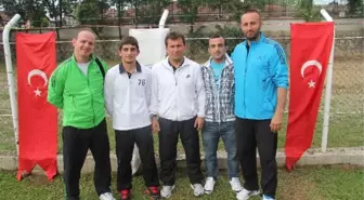 Vehbi Emre Grekoromen Güreş Turnuvası 3'üncüsü Yunus Özel Bulgaristan'a Gidiyor