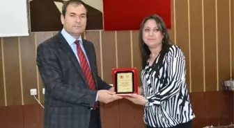Kırmızı Et Üreticileri Birliğinden Türkmen'e Plaket