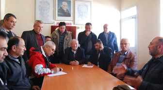 MHP Eşme İlçe Teşkilatında İstifalar