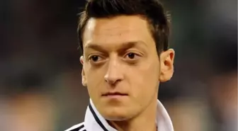 Takım Arkadaşları Mesut Özil'i İstemiyorlar