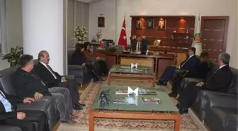 CHP'li Adaydan AK Parti Adayına Ziyaret