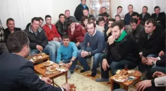 Ünal Köken Gençlerle El Ele