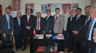 Demokrat Parti Adaylarını Tanıttı