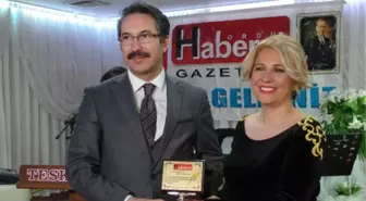 Haberci Gazetesi Yılın Enlerine Ödüllerini Verdi