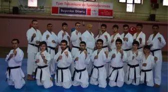 Karate Eğitim Semineri Yapıldı