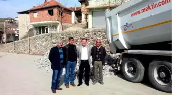 Manisa Belediyesi'nden Alemşahlı Köyü'ne Kilit Taş Yardımı