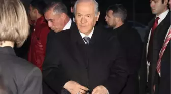 Bahçeli Sapanca'da Seçim Bürosu Açılışına Katıldı