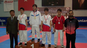 Analig Karate Grup Müsabakaları Osmaniye'de Yapıldı