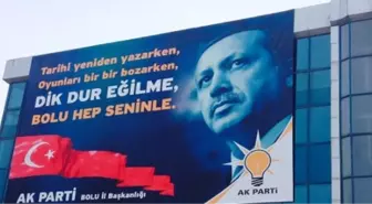 AK Parti Bolu'daki Erdoğan Pankartını İndirmeye Karar Verdi