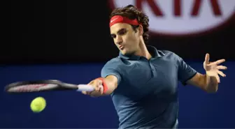 Federer, Tsonga'yı Rahat Geçti