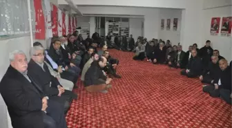 Saadet Partisi, İpek Caddesi'nde Vatandaşlarla Bir Araya Geldi