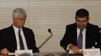 Medya Etiği ve Pozitif Habercilik' Erzurum'da Tartışıldı