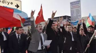 Niğde'de Hocalı Katliamı'na Lanet Yürüyüşü