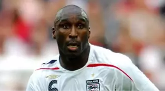 Sol Campbell: İngiltere Milli Takımı Kaptanlığı İçin Beyaz Olmak Gerekiyor