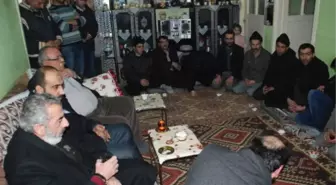 Burhan Aslan Evi Yanan Aileyi Ziyaret Etti