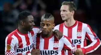 Ajax Aldı Başını Gidiyor