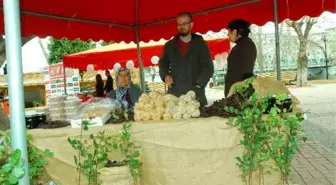 Potansiyel İş Kadınları Fuarı'da Keçi Boynuzu Lokumu Tanıtıldı