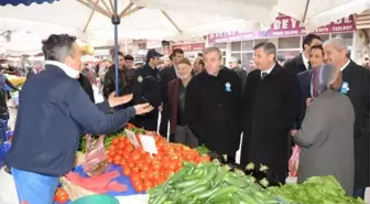 Kütahya Valisi Şerif Yılmaz Pazarı Gezdi