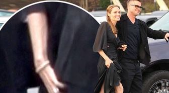 Angelina Jolie Brad Pitt'in Kalçasına Dokundu