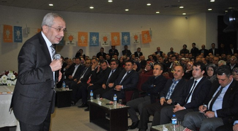 AK Partili Erdem: Gençlere Maaş Verir Gibi Burs Veriyoruz