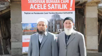 Camiye 'Acele Satılık' İlanı Asıldı