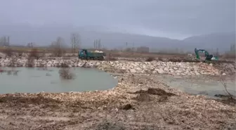 Elmalı Akçay Deresi'nde Islah Çalışması Başladı