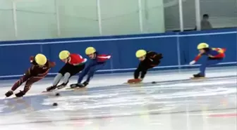 Dünya Gençler Short Track Şampiyonası' Başladı