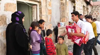 Suriyelilere Giyim Yardımı