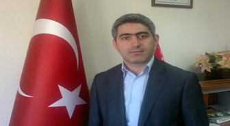 AK Parti Merkez İlçe Başkanı Özgür Turhan;