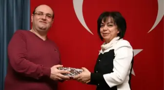 Atatürk'ün Üzerinde Durduğu Konulardan Birisi de Kadın Haklarıydı'