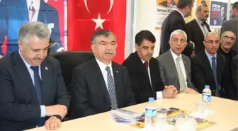 Bakan Yılmaz AK Parti Kars Seçim Bürosunu Ziyaret Etti