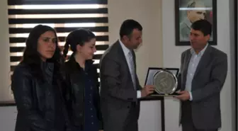 Diyarbakır Kayapınar'a Teşekkür Plaketi