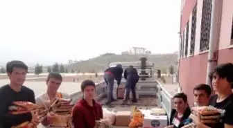 Liseli Öğrencilerden Suriye'ye Yardım Kampanyasına Destek