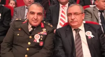 Mehmet Akif Ersoy Saygı ile Anıldı