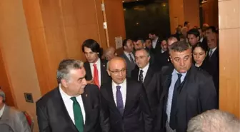 Bakan Elvan: İzmir'i 5 Yıllığına AK Parti'ye Verin