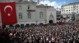 Burakcan Alucra Şehitliği'nde Toprağa Verildi