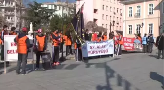 Çanakkale'de destanlaşan 57. Alay için yürüyorlar -