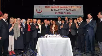 Gümüşhane'de Tıp Bayramı Hastanede Kutlandı