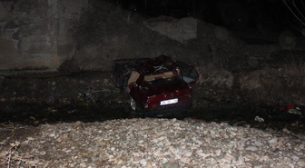 Köprüden Uçan Otomobilde Baba Öldü Çocukları Yaralı