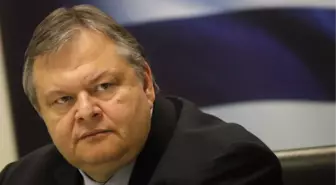 Yunanistan Dışişleri Bakanı Venizelos Tahran'da